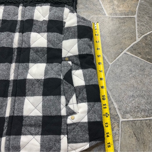 Maurices Black Buffalo Plaid Sherpa Block Vest - Picture 10 of 11